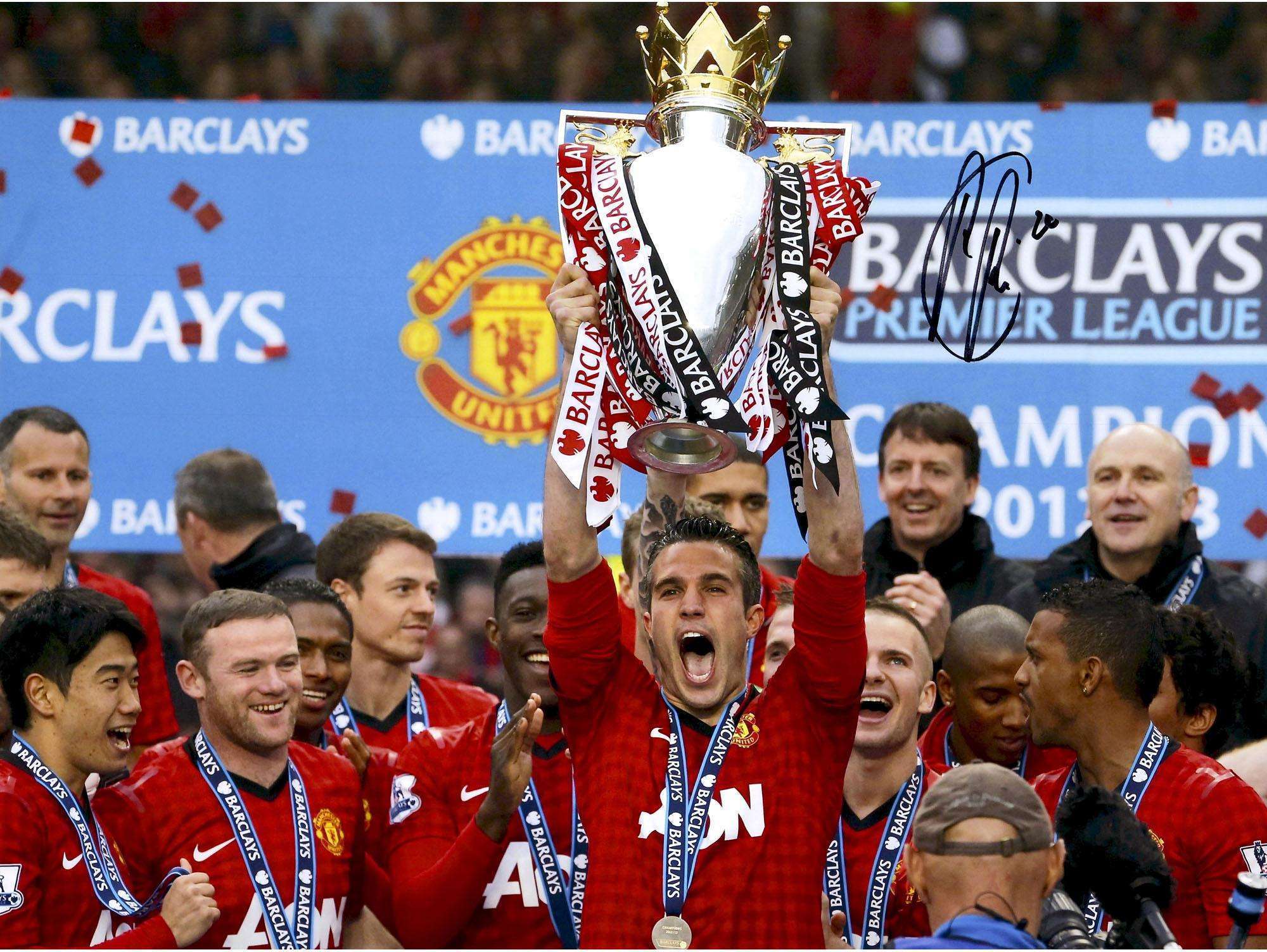 颜值如何？湖人发布下赛季宣告版球衣，23号和77号出镜.